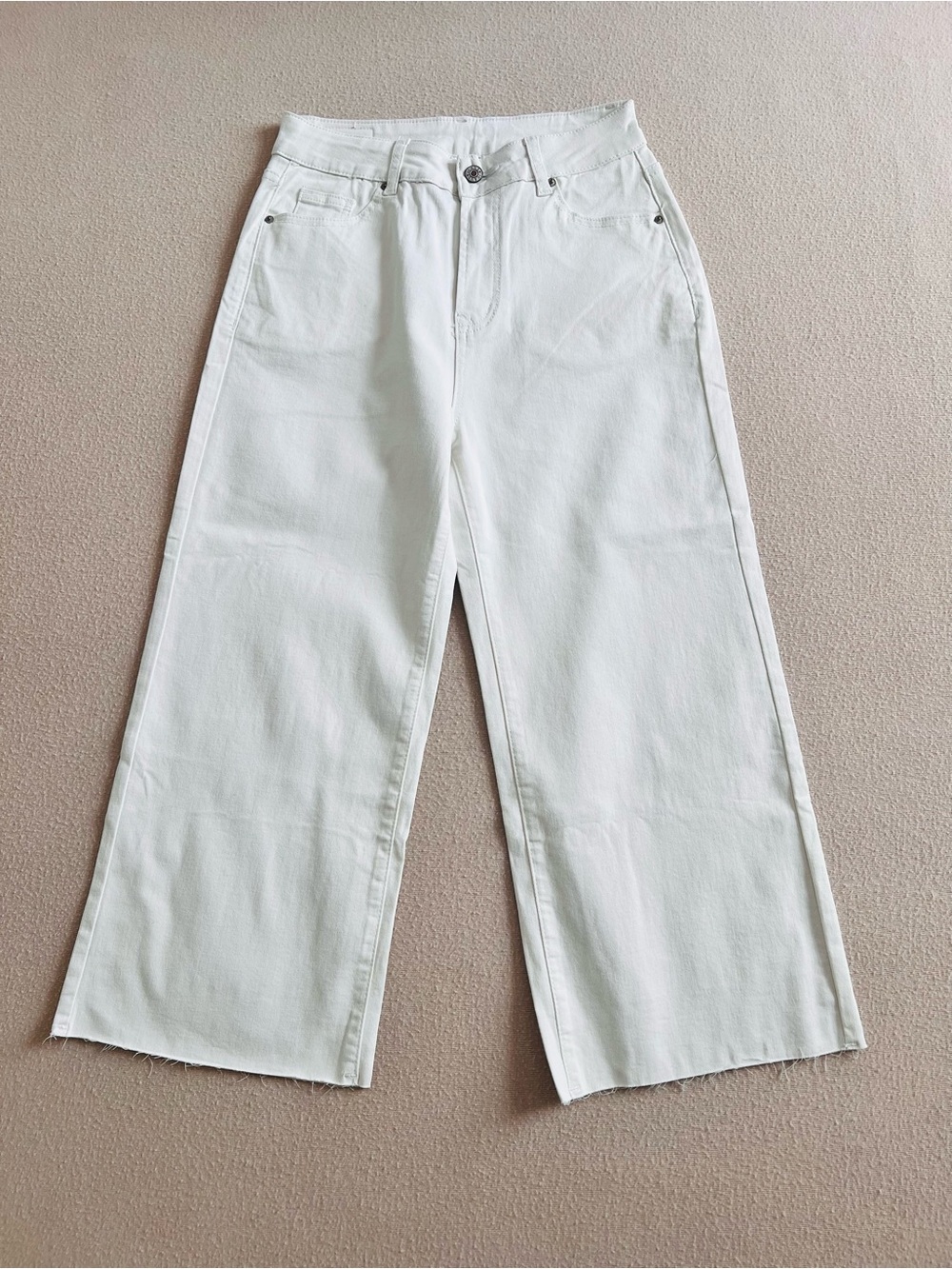 Sidefeel Women’s Cropped Jeans Size 6 Off White High Rise Wide Leg Raw Hem